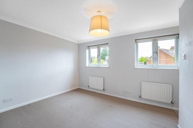 3 bed Terraced for sale Image 6