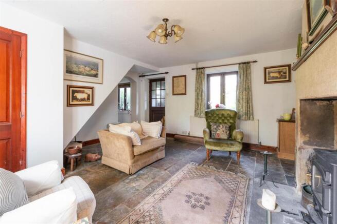 Living Room-3.jpg