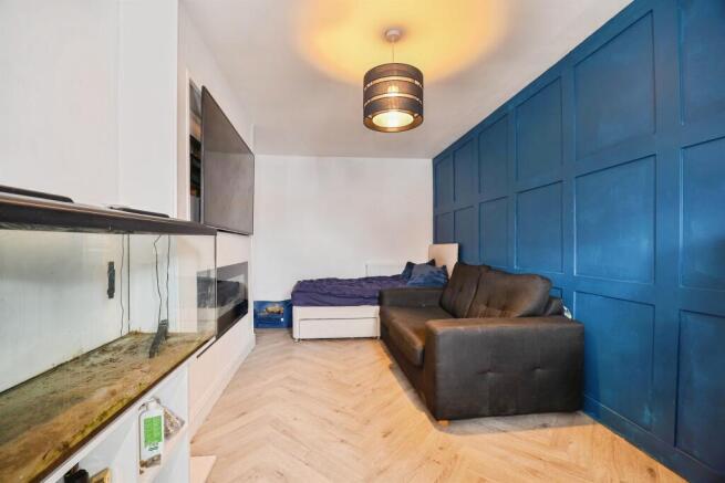 3 bed Detached for sale Image 8