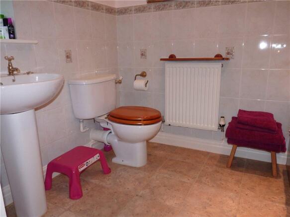 En-Suite Bathroom