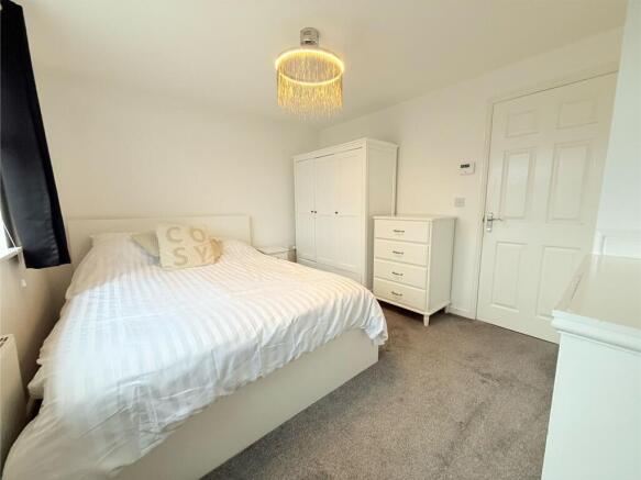 2 bed Semi-Detached for sale Image 11