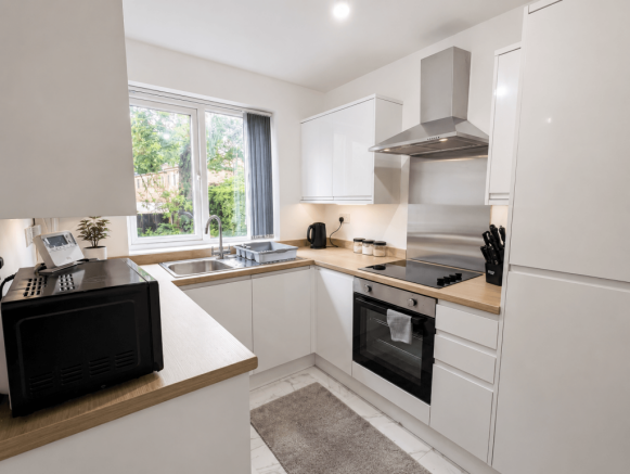 2 bed flat to rent Tunstall Road, London CR0