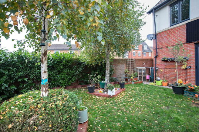 Photo 17