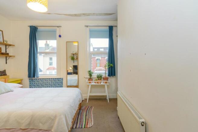 ECARRETKRAPEVORG33 - Bedroom A.jpg