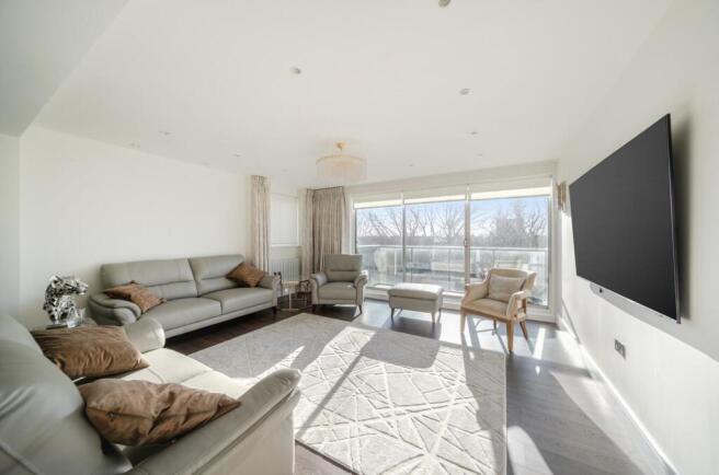 Davidson Frost-Wellings, DFW, Oak Lodge, Reception