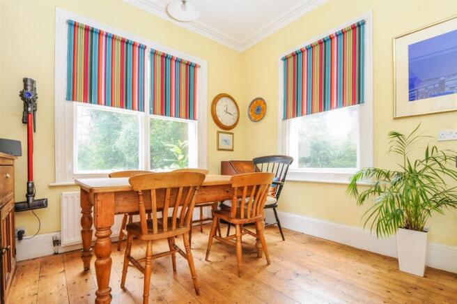 Breakfast Room