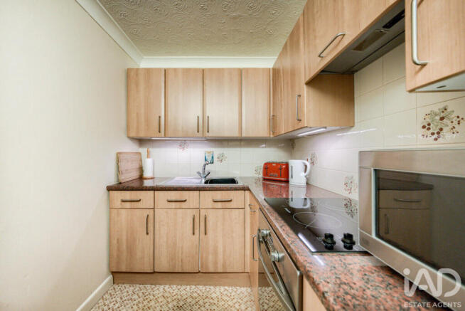 Photo 10