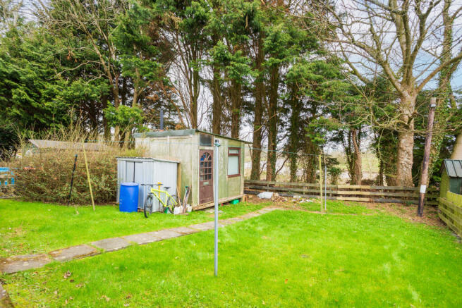 Garden & Estuary Views