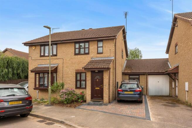 3 Beaulieu Close, Banbury-1.jpg