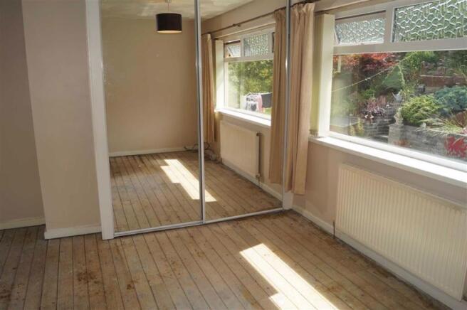 BEDROOM 3 (REAR)