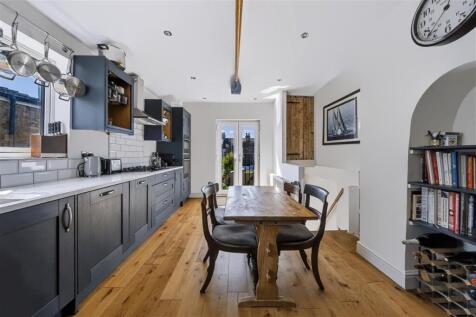 Himley Road, SW17