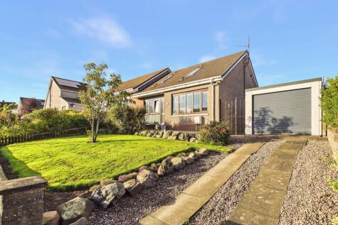 St Michaels Drive, Cupar, KY15