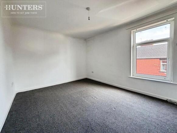 3 bed Terraced for sale Image 8