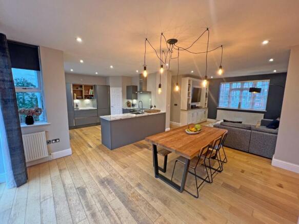Dining Kitchen