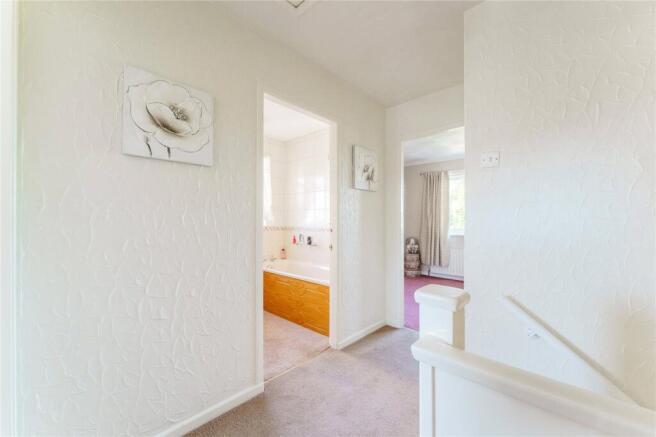 3 bed Semi-Detached for sale Image 7