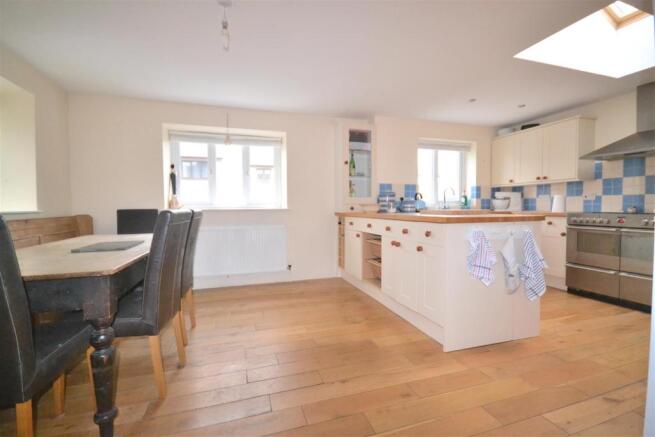 Kitchen Diner aspect.JPG