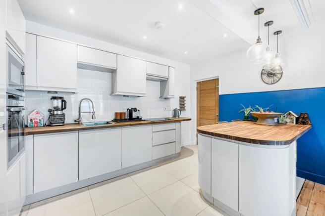 60b Wellesley Road-6.jpg