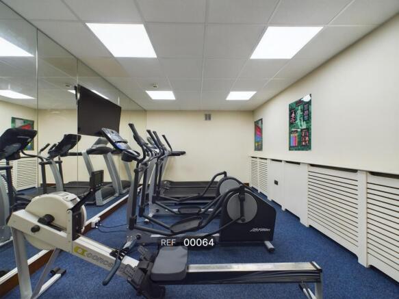 1 bed Hotel Room to rent Image 6