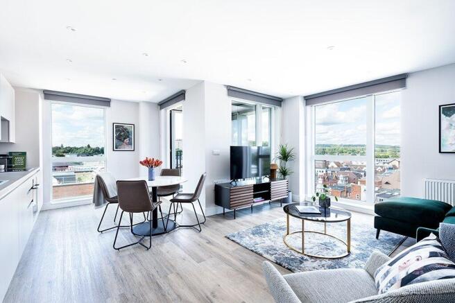 Lounge/Dining Exampl