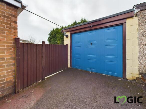 Garage (2)