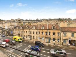 Flat 2, Canton Place, London Road, Walcot, Bath BA1 6AA