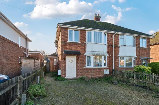 1-bed flat on Merewood Avenue, Oxford, £180,000
