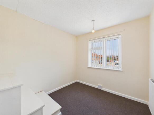 3 bed House for sale Image 8