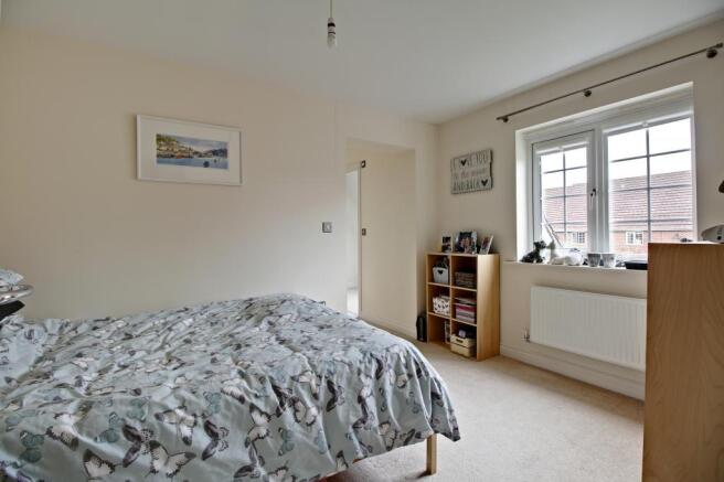 Guest Bedroom (Bedroom 2)