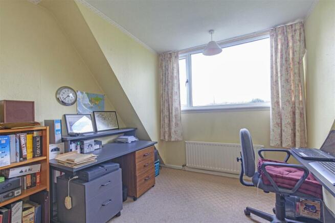 Bedroom 3-1.jpg