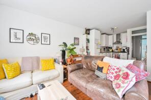 Flat 4, 9, Old Jamaica Road, London SE16 4TE