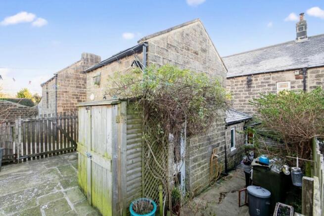 4 bed Semi-Detached for sale Image 7