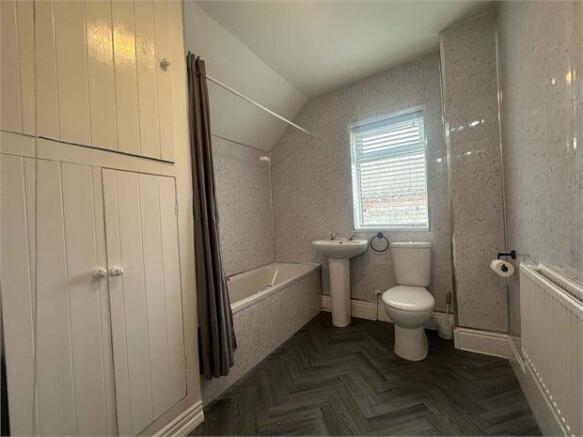 2 bed Terraced for sale Image 7