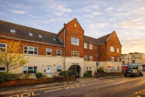 Flat 6, 1 Beaufort Court, Beaufort Street, Easton, Bristol BS5 0SQ