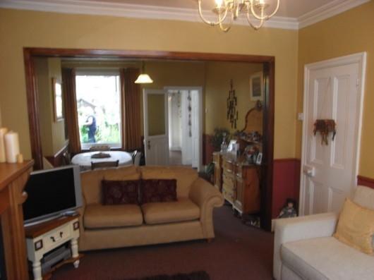 Lounge/Dining Area