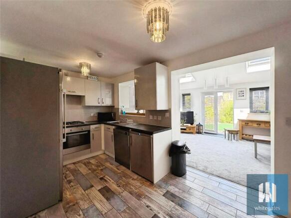 3 bed Detached for sale Image 3