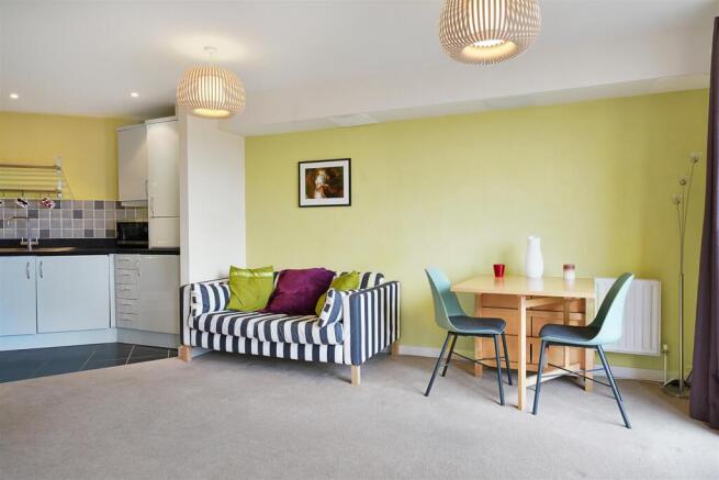 Flat 22, Cuthbert Bell Tower - DWzHAWZO9rI2uKhB493