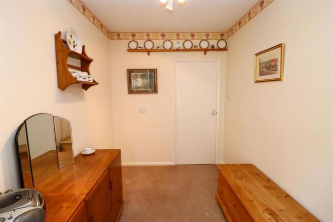 Bedroom 3/Dining Room