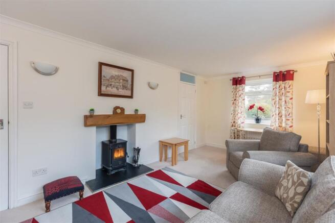 Wold View 1-Sitting Room B.jpg
