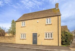 23, Winchcombe Gardens, Cirencester GL7 5WJ