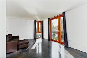 Flat 2, 96, Garratt Lane, London SW18 4DH