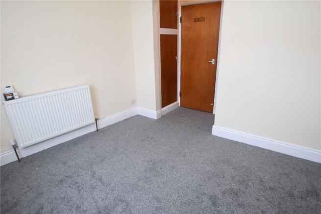 1 bed Apartment to rent Image 8