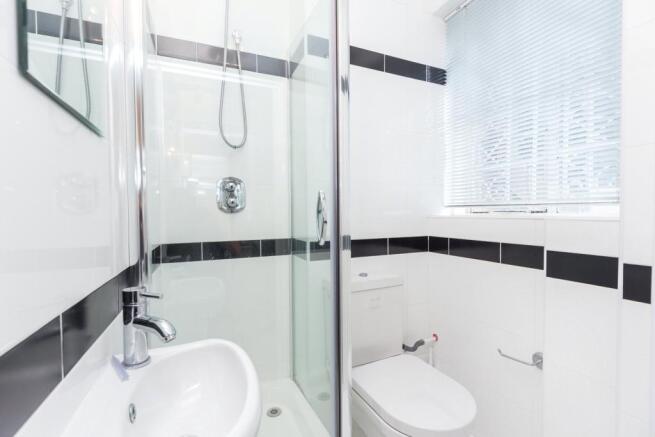 En Suite Bathroom