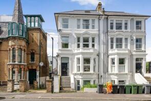 2a, Haselrigge Road, London SW4 7EP