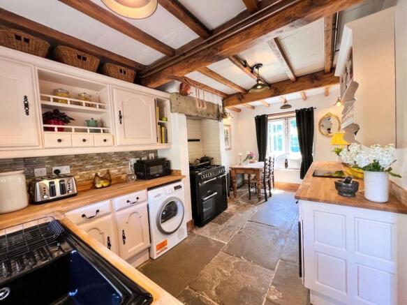 2 bed End of Terrace for sale Image 5