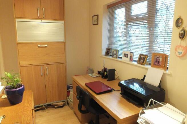 Bedroom 6/Office
