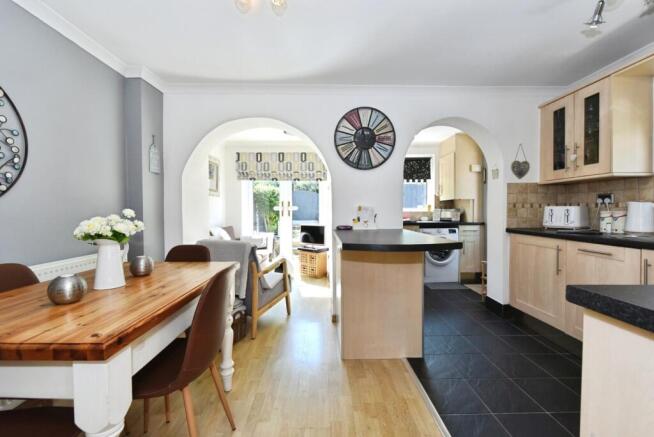 3 bed Detached for sale Image 8