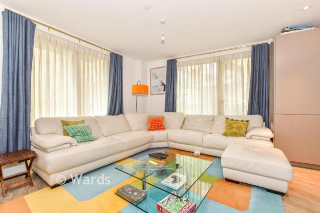 Lounge/ Diner/ Kitchen