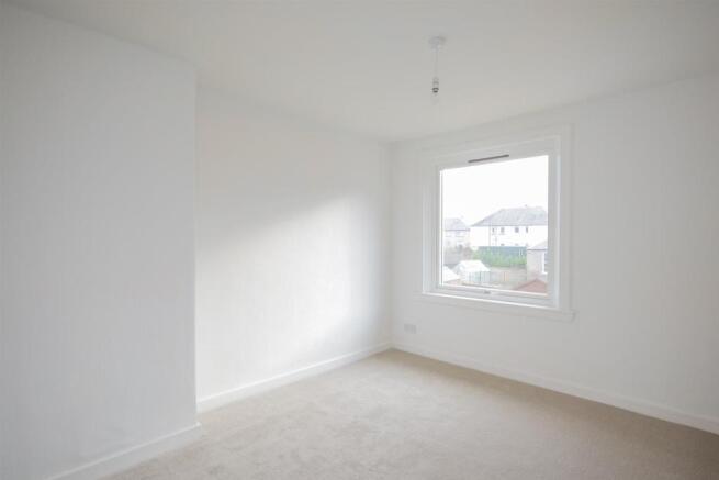 1-croft-road-bed2.jpg