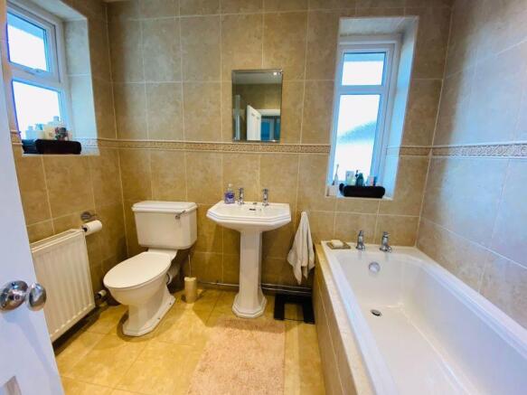 Photo 11