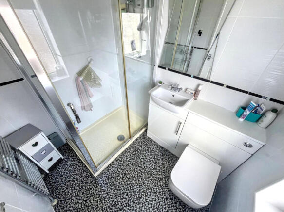 3 bed Semi-Detached for sale Image 11